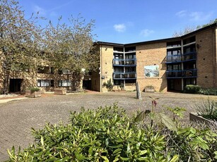 1 bedroom ground floor flat for sale in Long Ford Close, Oxford, OX1