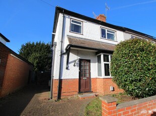 1 bedroom ground floor maisonette for sale in Percy Road, Guildford, GU2