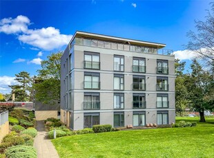 1 bedroom penthouse for sale in Darwin Court, Newsom Place, St Albans, Hertfordshire, AL1