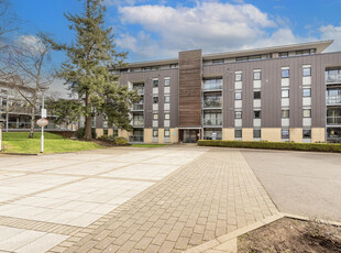 1 bedroom penthouse for sale in Newsom Place, Hatfield Road, St. Albans, Hertfordshire, AL1
