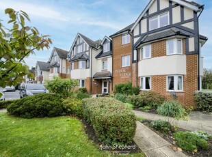 1 bedroom retirement property for sale in Warwick Road, Solihull, West Midlands, B92