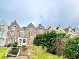 10 bedroom terraced house for sale in Connaught Avenue, Plymouth, PL4