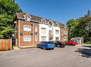 17 bedroom flat for sale in Millbrook Road East, Freemantle, Southampton, Hampshire, SO15