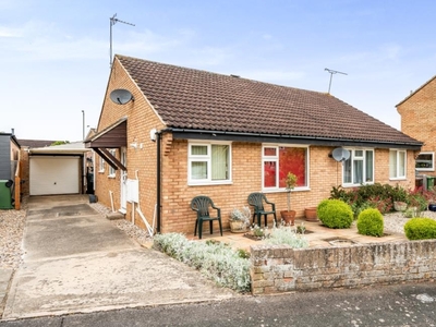 2 Bed Bungalow For Sale in Abingdon, Oxfordshire, OX14 - 5032377