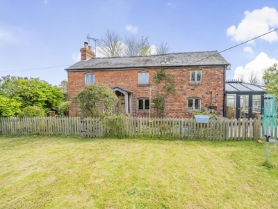 2 Bed Cottage For Sale in Eardisland, Herefordshire, HR6 - 5397486