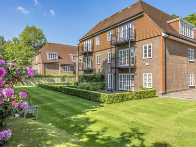 2 Bed Flat/Apartment For Sale in Sunningdale, Berkshire, SL5 - 5314981