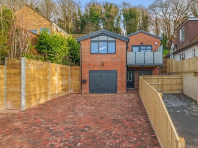 2 Bed House For Sale in Chesham, Buckinghamshire, HP5 - 5101402