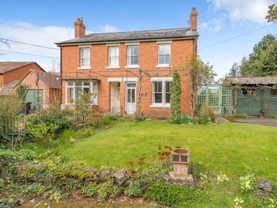 2 Bed House For Sale in Leominster, Herefordshire, HR6 - 5385872