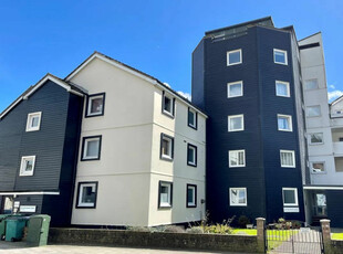 2 bedroom apartment for rent in Sandgate High Street, Sandgate, CT20