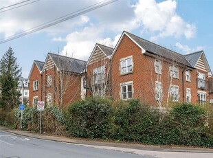 2 bedroom apartment for sale in Amherst Road, Tunbridge Wells, Kent, TN4