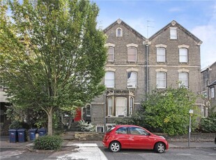 2 bedroom apartment for sale in Bateman Street, Cambridge, CB2