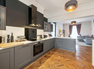 2 bedroom apartment for sale in Carlton Crescent, Southampton, Hampshire, SO15
