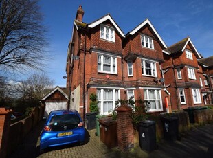 2 bedroom apartment for sale in Compton Street, Eastbourne, BN21