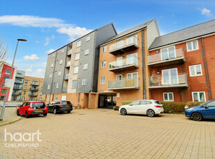 2 bedroom apartment for sale in Cressy Quay, Chelmsford, CM2