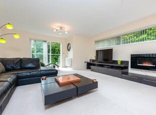 2 bedroom apartment for sale in Drysgol Road, Radyr, Cardiff, CF15