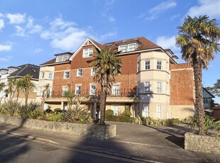 2 bedroom apartment for sale in Durley Chine Road, Bournemouth, BH2