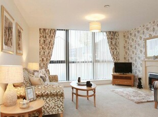 2 bedroom apartment for sale in Gloucester Road, Cheltenham, GL51