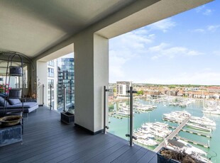 2 bedroom apartment for sale in Maritime Walk, Ocean Village, Southampton, SO14