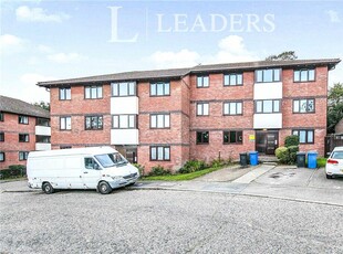 2 bedroom apartment for sale in Oakstead Close, Ipswich, Suffolk, IP4