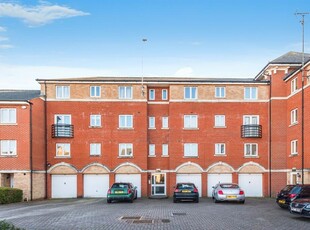 2 bedroom apartment for sale in Padstow Road, Swindon, SN2