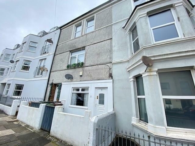2 bedroom apartment for sale in Pier Street, Plymouth, PL1