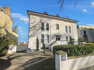 2 bedroom apartment for sale in Pittville Crescent, Cheltenham, GL52