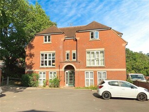 2 bedroom apartment for sale in Simmons Court, Guildford, Surrey, GU1