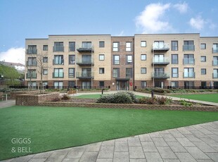 2 bedroom apartment for sale in Wilson Court, Stirling Drive, Luton, Bedfordshire, LU2