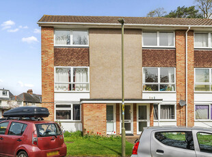 2 bedroom apartment for sale in Wykeham Crescent, Oxford, Oxfordshire, OX4