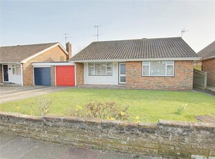 2 bedroom bungalow for sale in Derwent Drive, Goring-by-Sea, Worthing, West Sussex, BN12