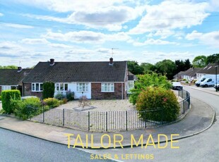 2 bedroom bungalow for sale in Marlow Close, Allesley Park, Coventry - NO ONWARD CHAIN, CV5