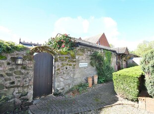 2 bedroom bungalow for sale in Southam Road, Radford Semele, Leamington Spa, CV31