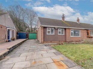 2 bedroom bungalow for sale in Woodford Drive, Dalton, Huddersfield, West Yorkshire, HD5