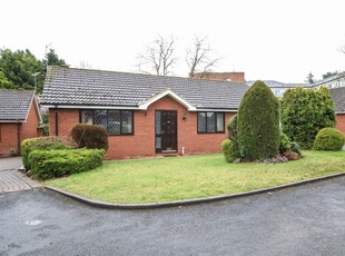 2 bedroom detached bungalow for sale in Convent Grove, Off Bawtry Road, Bessacarr, Doncaster, DN4