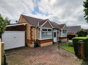 2 bedroom detached bungalow for sale in Drayton, Hampshire, PO6