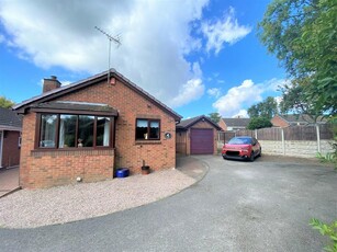 2 bedroom detached bungalow for sale in Hollowood Avenue, Littleover, DE23