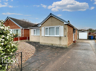 2 bedroom detached bungalow for sale in Ivanhoe Close, Sprotbrough, Doncaster, DN5