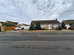 2 bedroom detached bungalow for sale in Lewes Gardens, Werrington, Peterborough, PE4