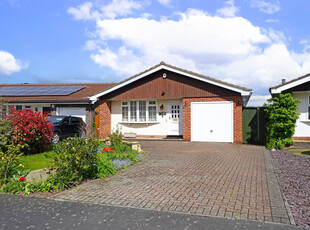 2 bedroom detached bungalow for sale in Meadow Way, Groby, Leicester, Leicestershire, LE6