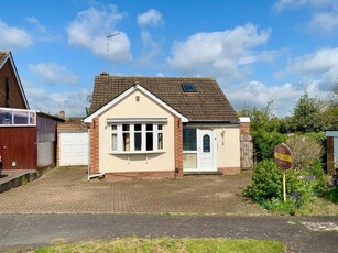 2 bedroom detached bungalow for sale in Oakleigh Drive, Duston, Northampton NN5 6RP, NN5