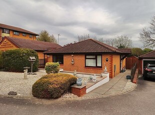 2 bedroom detached bungalow for sale in Wootton Brook Close, Northampton, NN4