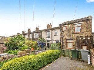 2 bedroom detached house for sale in Folly Hall Road, BRADFORD, BD6