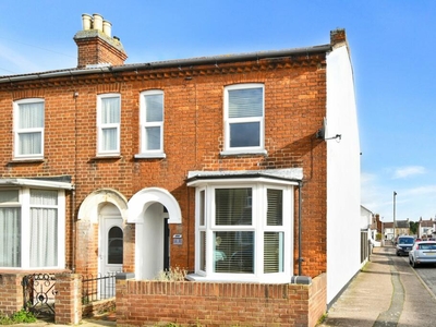 2 bedroom end of terrace house for sale in Cleveland Street, Kempston, Bedford, MK42
