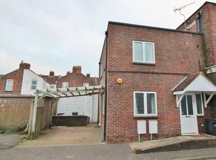 2 bedroom end of terrace house for sale in Festing Mews, Highland Road, Southsea, PO4