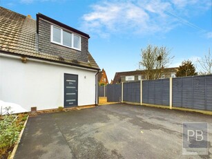 2 bedroom end of terrace house for sale in Hatherley Lane, Cheltenham, Gloucestershire, GL51