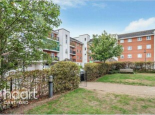 2 bedroom flat for rent in Hermitage Close, SE2