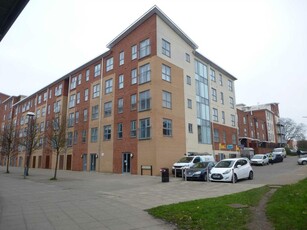 2 bedroom flat for rent in Moulsford Mews, Reading, RG30