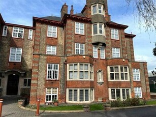 2 bedroom flat for rent in Queens Road, Hull, East Riding of Yorkshi, HU5