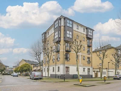 2 bedroom flat for sale in 2 Gloucester House, 26 Gatcombe Road, London, E16 1TB, E16