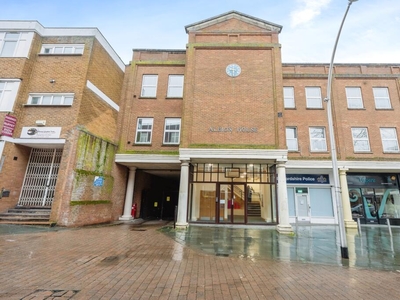 2 bedroom flat for sale in Albion House, 14-18 Lime Street, Bedford, Bedfordshire, MK40